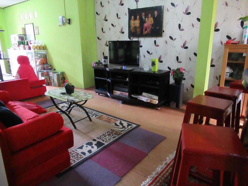 Green Savannah Homestay Syariah Diyeng Ngoại thất bức ảnh