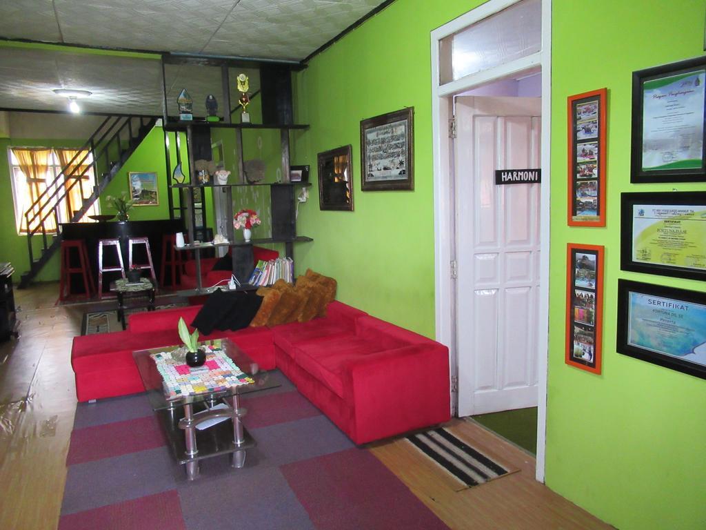Green Savannah Homestay Syariah Diyeng Ngoại thất bức ảnh